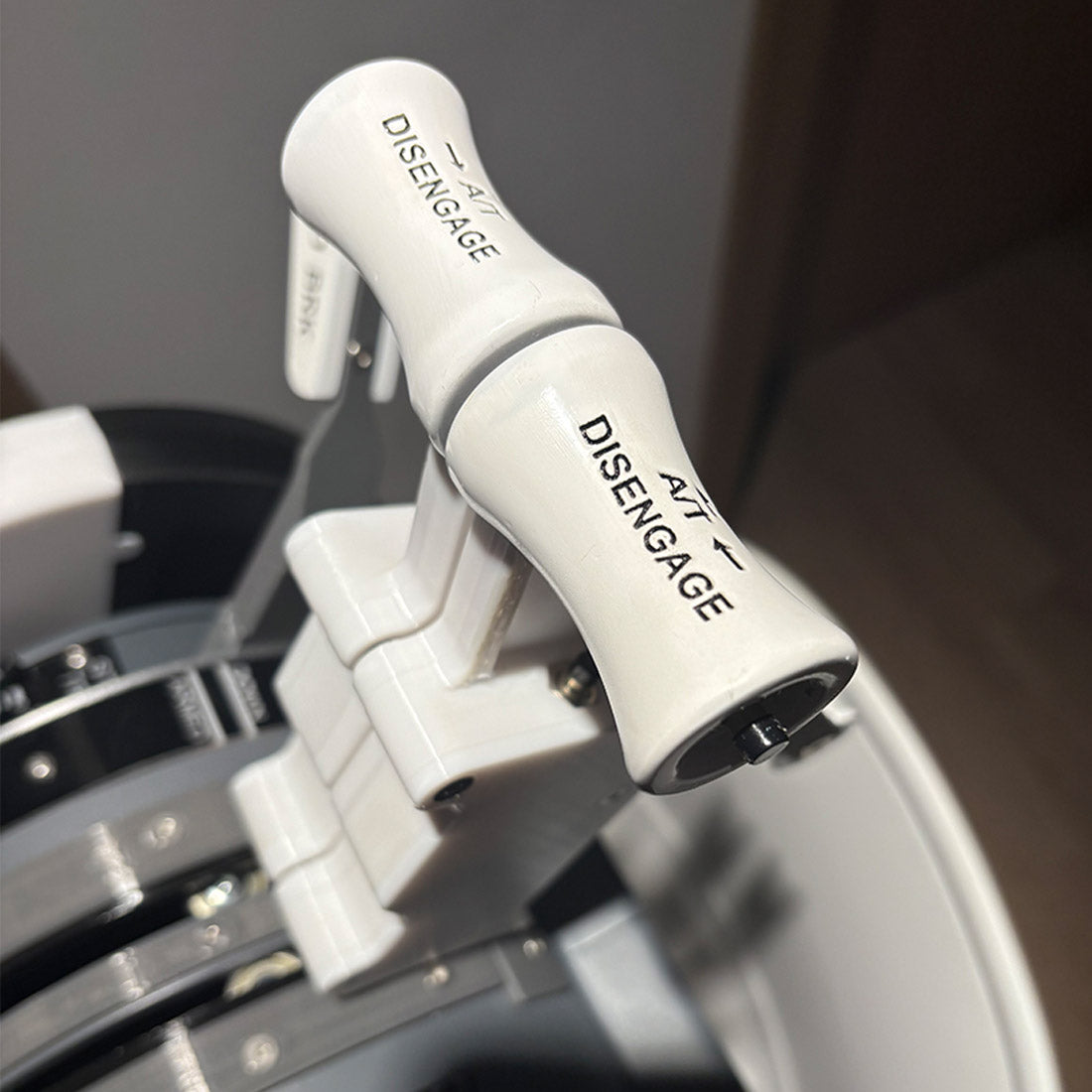 1/1 Scale 3D Printed 737 Throttle Quadrant with Motorized Force Feedback