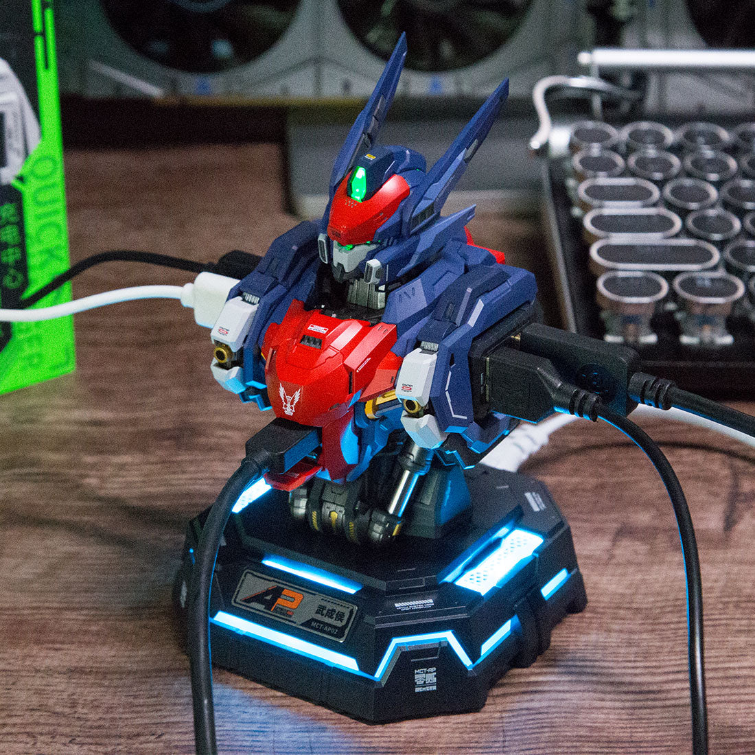 1/72 Scale Mecha Action Figure Charging Station for Multiple Devices - Mechdiy