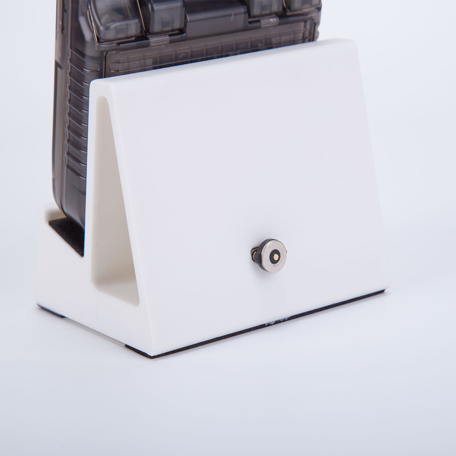 3D Printed Magnetic Charging Dock for Miyoo Mini Plus - Mechdiy